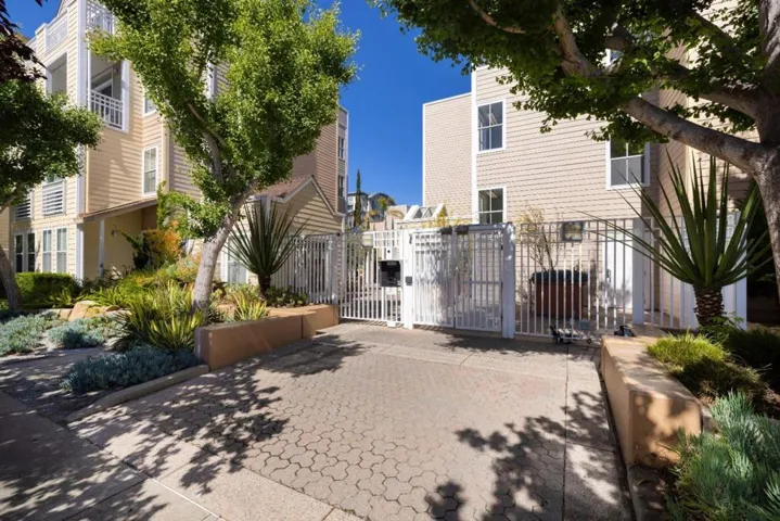 550 Ortega Avenue A214, Mountain View, California 94040
