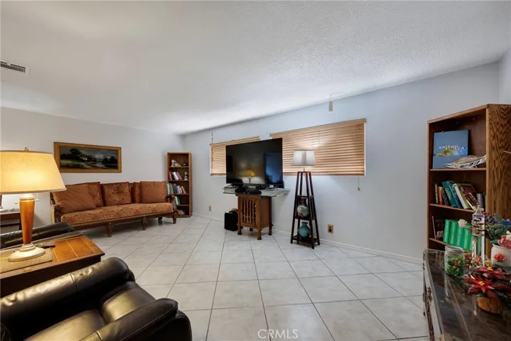 5655 Stanton, Highland, California 92346