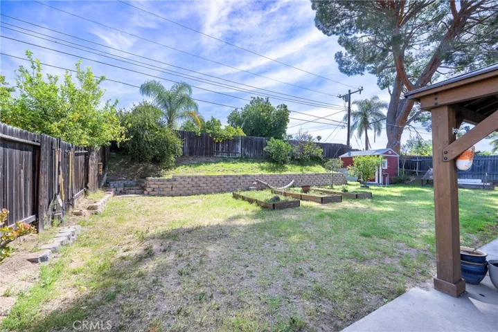 5655 Stanton, Highland, California 92346
