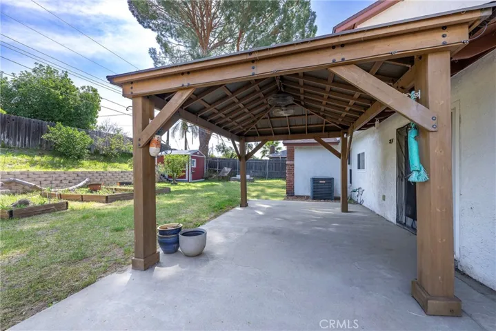 5655 Stanton, Highland, California 92346