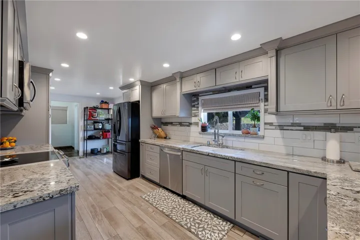5655 Stanton, Highland, California 92346