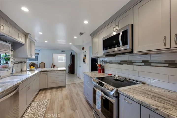 5655 Stanton, Highland, California 92346
