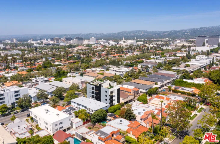 332 S Doheny Drive, Beverly Hills, California 90211