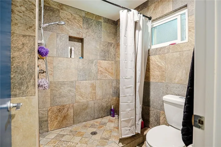 main floor- bathroom 1