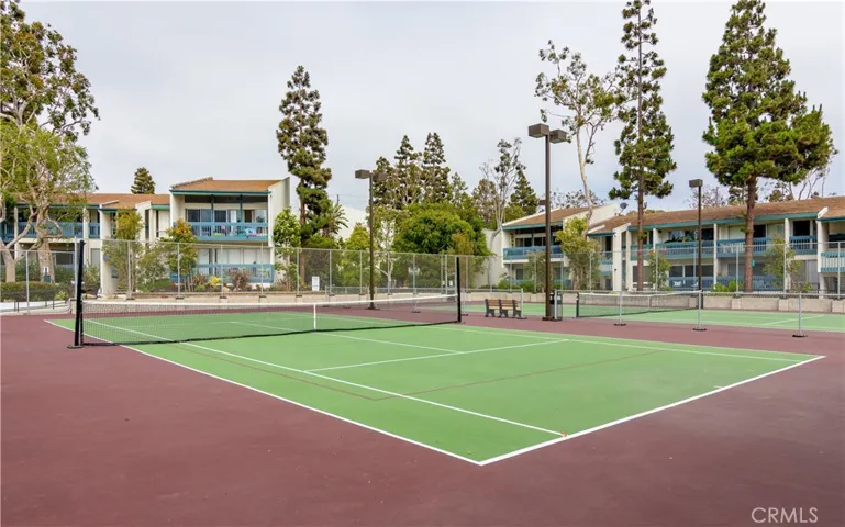 603 S Prospect Avenue 205, Redondo Beach, California 90277