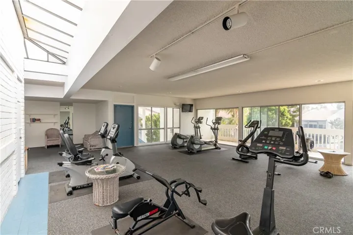603 S Prospect Avenue 205, Redondo Beach, California 90277