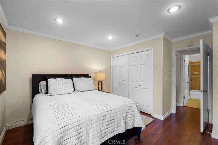 603 S Prospect Avenue 205, Redondo Beach, California 90277