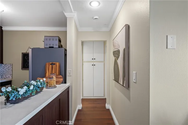 603 S Prospect Avenue 205, Redondo Beach, California 90277