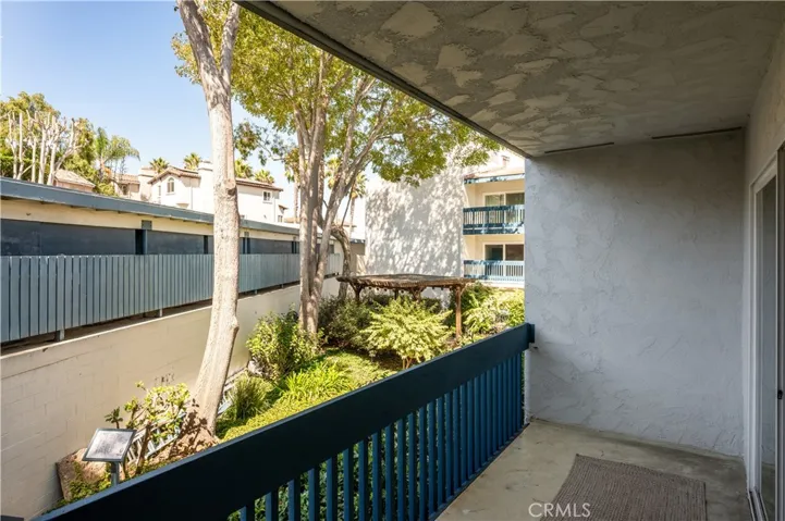 603 S Prospect Avenue 205, Redondo Beach, California 90277