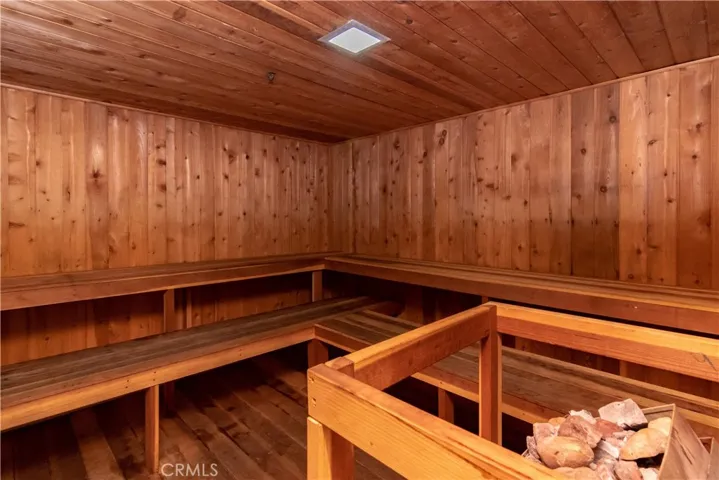 603 S Prospect Avenue 205, Redondo Beach, California 90277