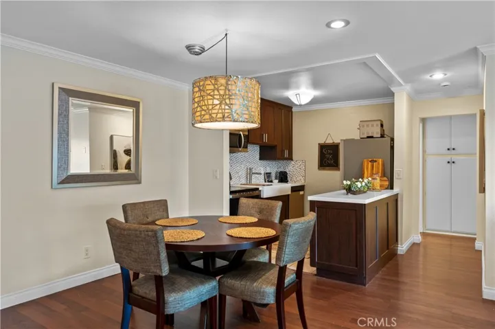 603 S Prospect Avenue 205, Redondo Beach, California 90277