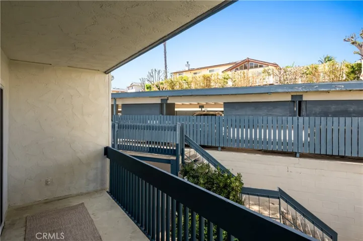 603 S Prospect Avenue 205, Redondo Beach, California 90277