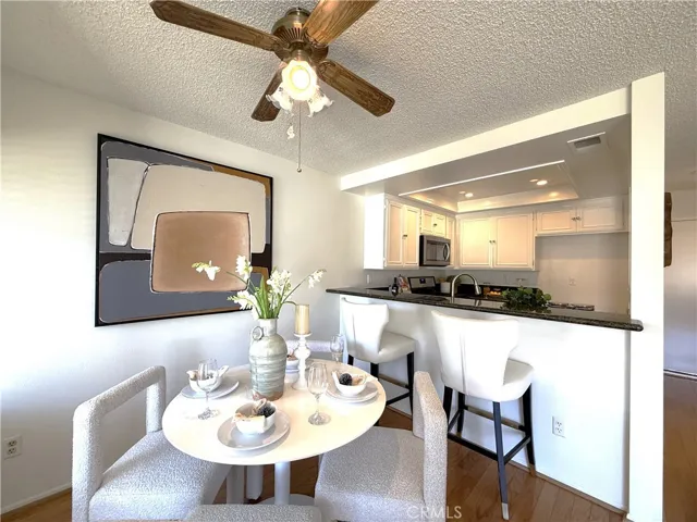 56 Christamon S, Irvine, California 92620