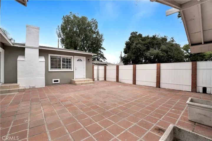 13176 Foothill, Sylmar, California 91342
