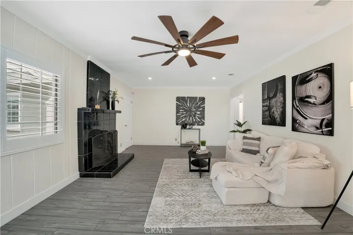 13176 Foothill, Sylmar, California 91342
