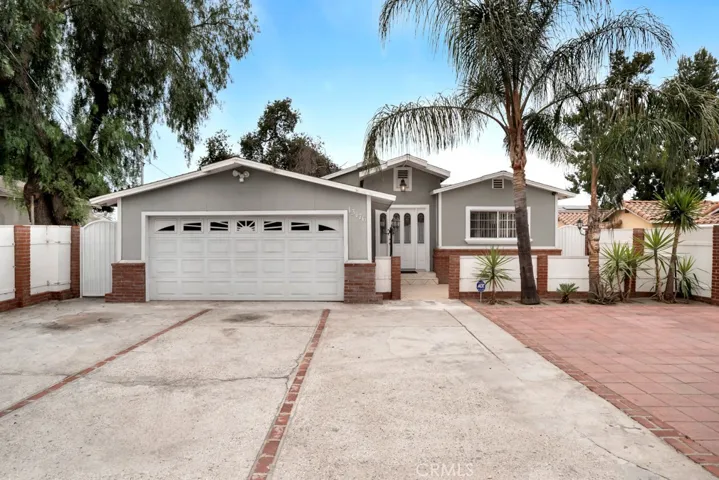 13176 Foothill, Sylmar, California 91342