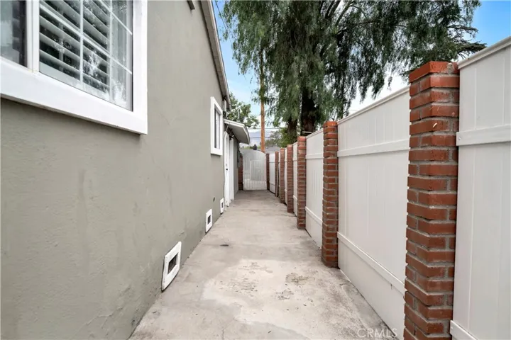 13176 Foothill, Sylmar, California 91342