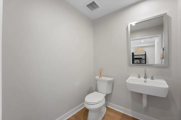 4810 Canyon View, San Diego, California 92117
