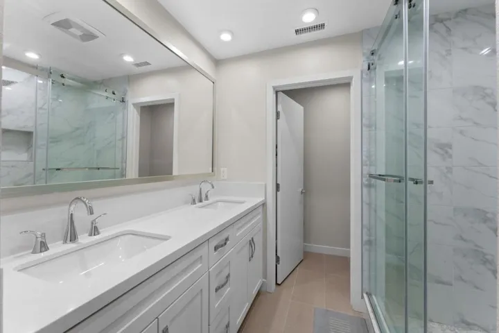 4810 Canyon View, San Diego, California 92117