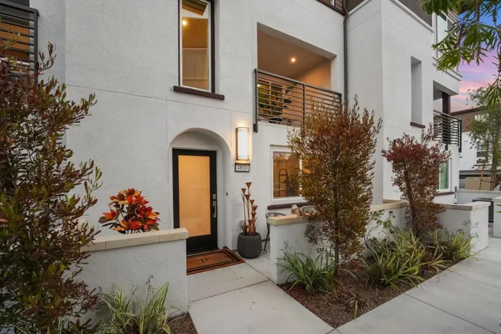 4810 Canyon View, San Diego, California 92117