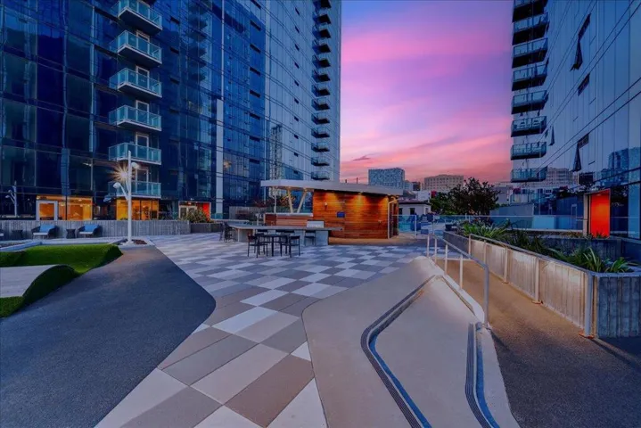 188 W Saint James Street 10313, San Jose, California 95110