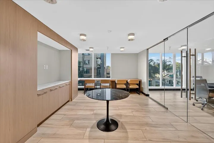 188 W Saint James Street 10313, San Jose, California 95110