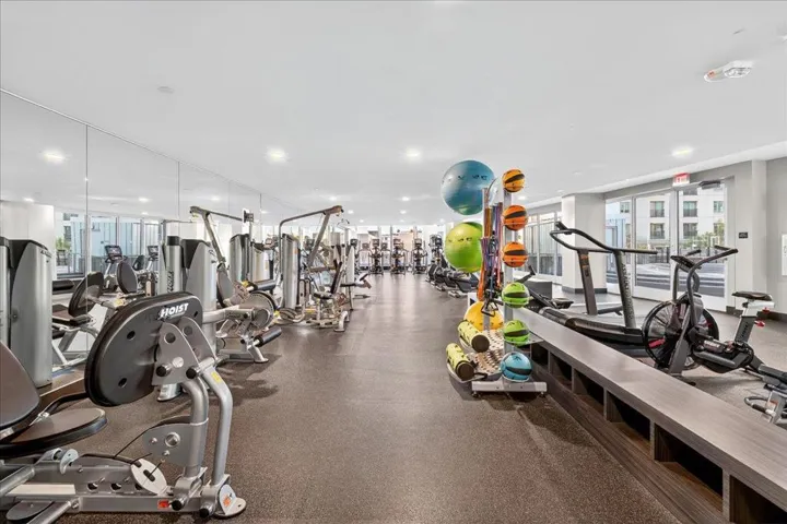 188 W Saint James Street 10313, San Jose, California 95110