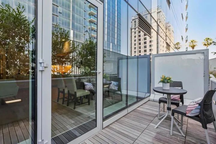 188 W Saint James Street 10313, San Jose, California 95110