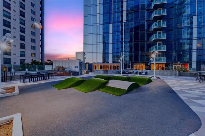 188 W Saint James Street 10313, San Jose, California 95110