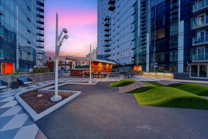 188 W Saint James Street 10313, San Jose, California 95110