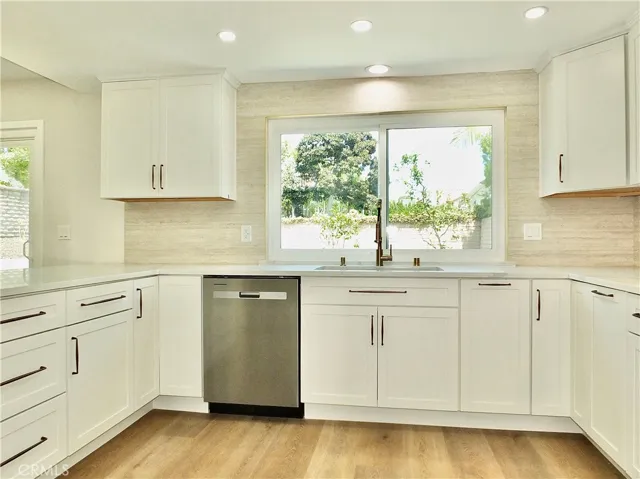 652 Margo, Long Beach, California 90803