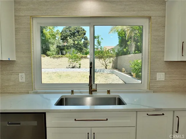 652 Margo, Long Beach, California 90803