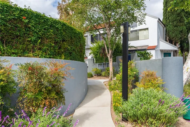 1159 Tivoli, Simi Valley, California 93065