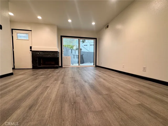 1159 Tivoli, Simi Valley, California 93065