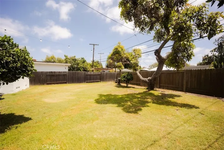 6202 E Wardlow, Long Beach, California 90808