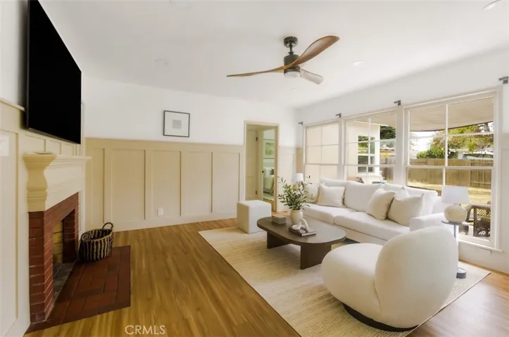 6202 E Wardlow, Long Beach, California 90808