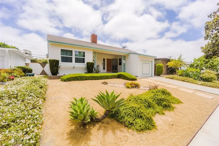 6202 E Wardlow, Long Beach, California 90808