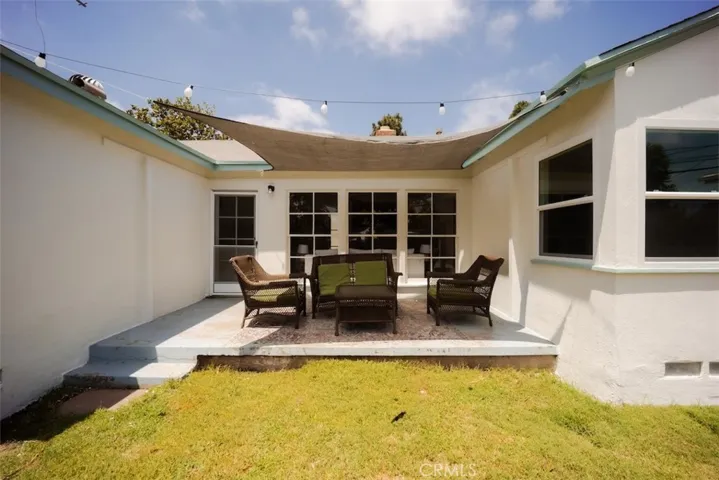 6202 E Wardlow, Long Beach, California 90808