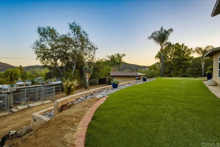 11151 Oak Creek Drive, Lakeside, California 92040