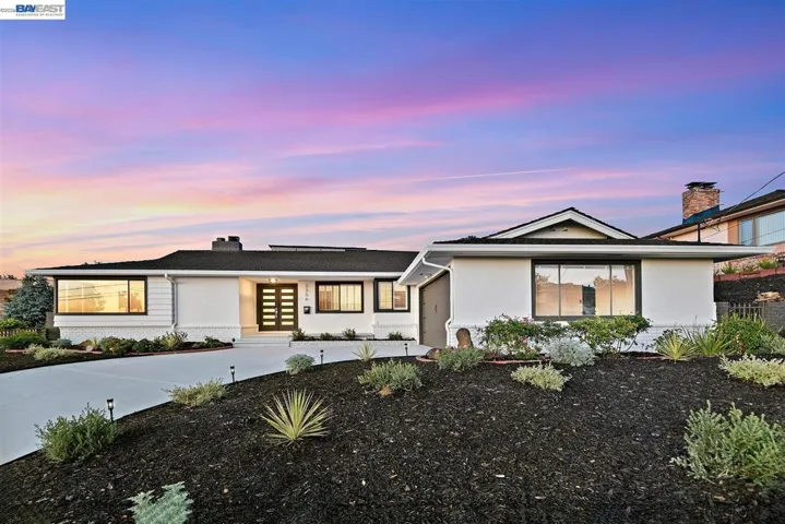 2356 Marineview Dr, San Leandro, California 94577