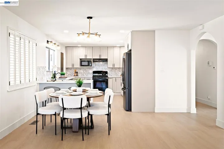 2356 Marineview Dr, San Leandro, California 94577