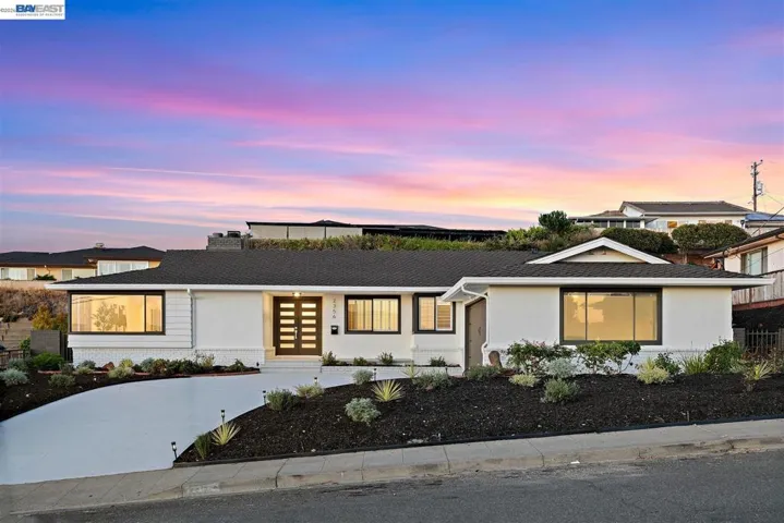 2356 Marineview Dr, San Leandro, California 94577