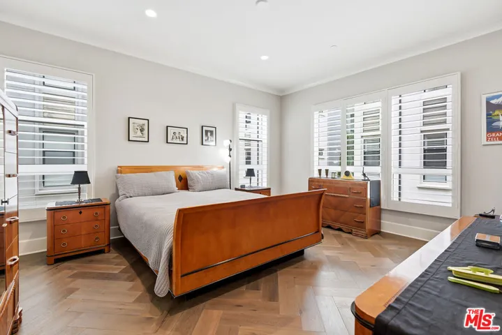 12775 Bluff Creek Drive 1, Los Angeles, California 90094