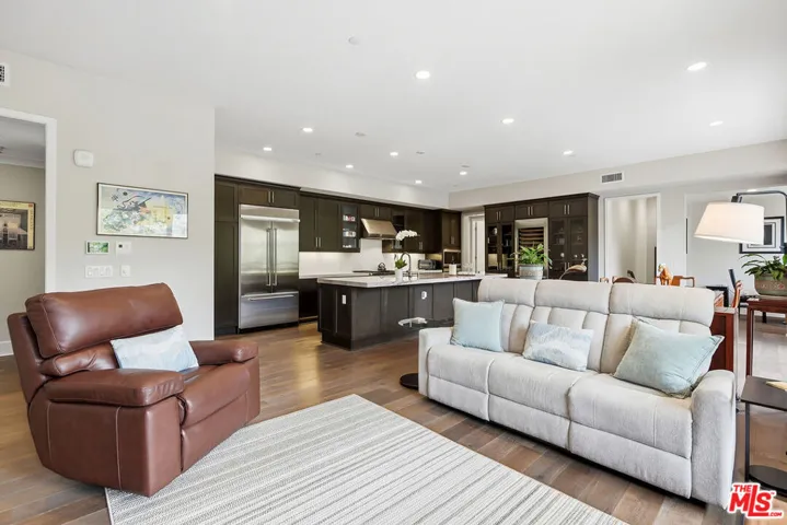 12775 Bluff Creek Drive 1, Los Angeles, California 90094