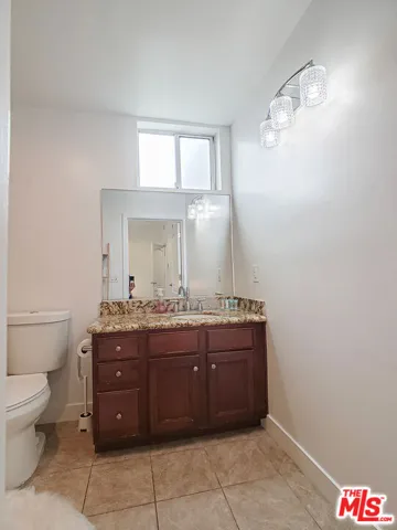 1025 Dewey Avenue 205, Los Angeles, California 90006