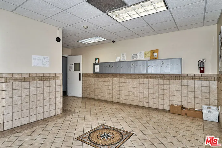 1025 Dewey Avenue 205, Los Angeles, California 90006