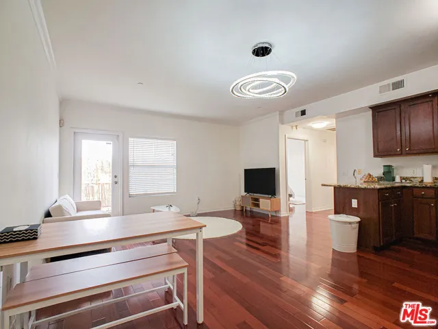 1025 Dewey Avenue 205, Los Angeles, California 90006