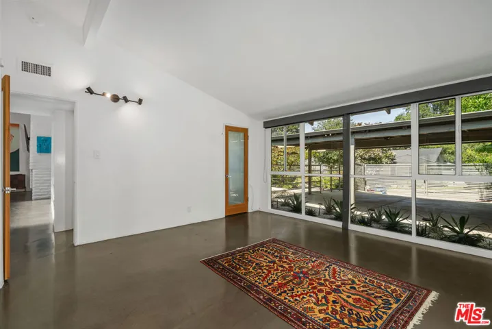 3641 Woodcliff Road, Los Angeles, California 91403