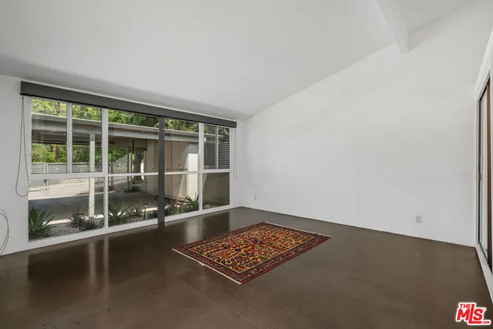 3641 Woodcliff Road, Los Angeles, California 91403