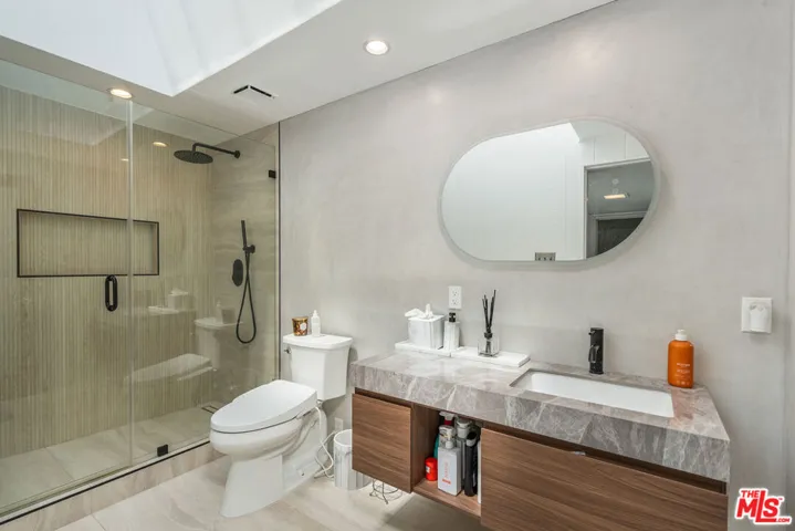 3641 Woodcliff Road, Los Angeles, California 91403